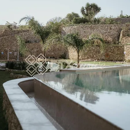 Hal Wardija Penthouse B7 Pools And Gardens